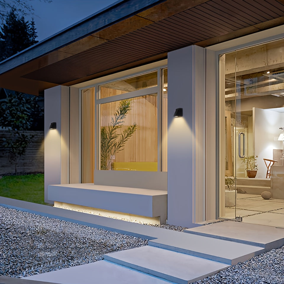 LED Outdoor Wall Light | 3W/6W Waterproof Polycarbonate Modern Design