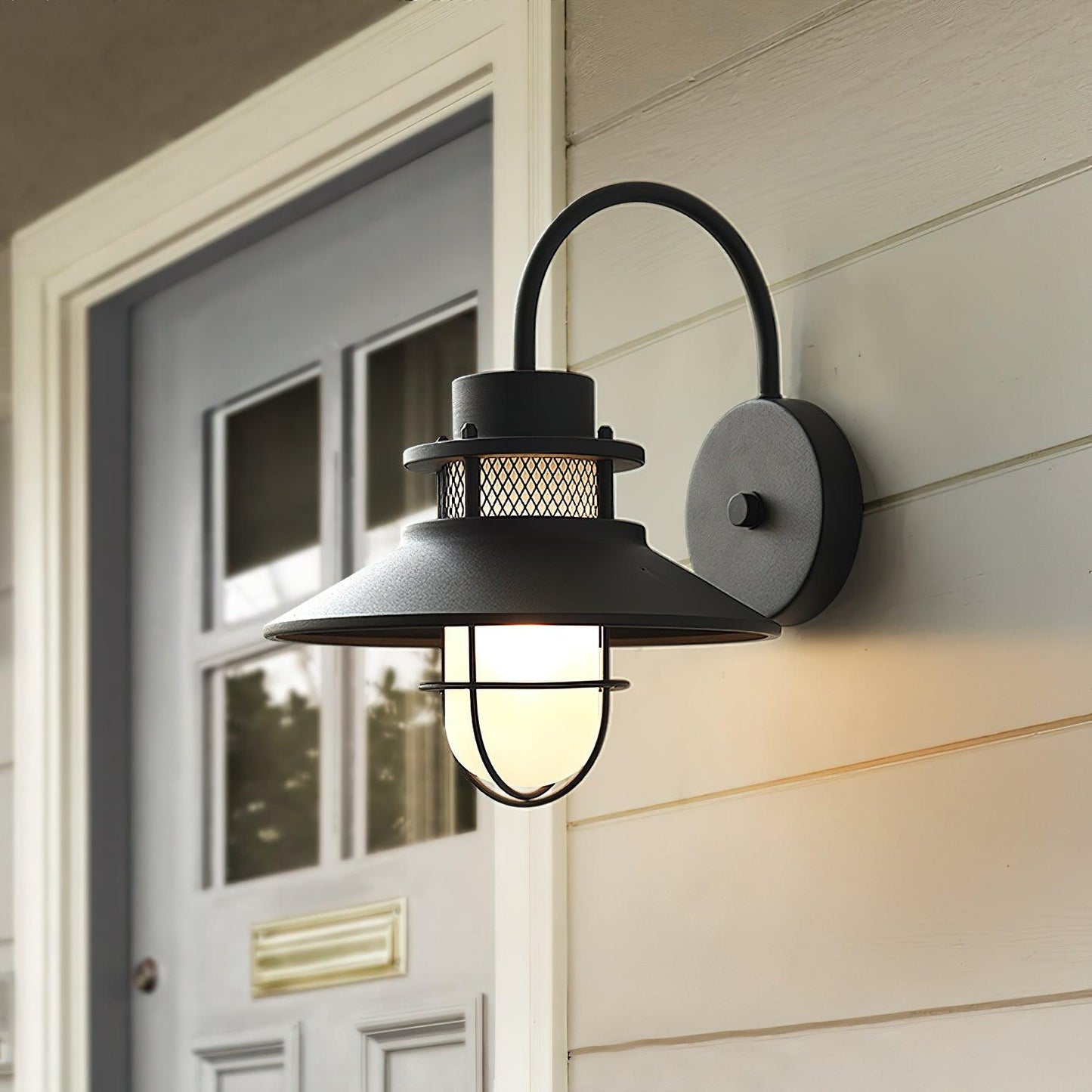 Outdoor Wall Lamp | Industrial Metal Fixture with IP44 Waterproof Rating