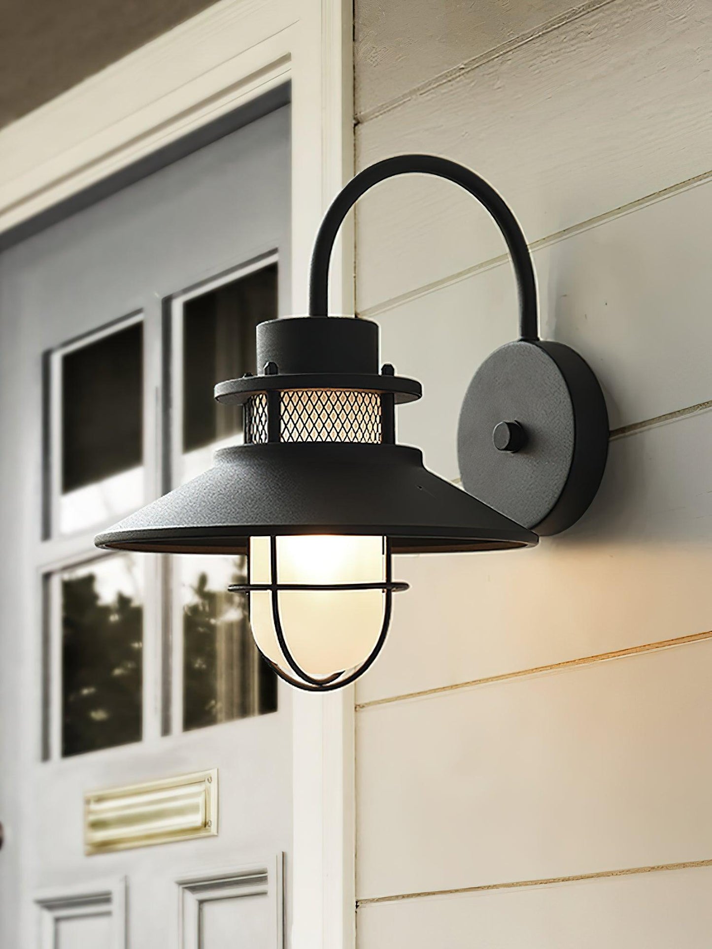Outdoor Wall Lamp | Industrial Metal Fixture with IP44 Waterproof Rating