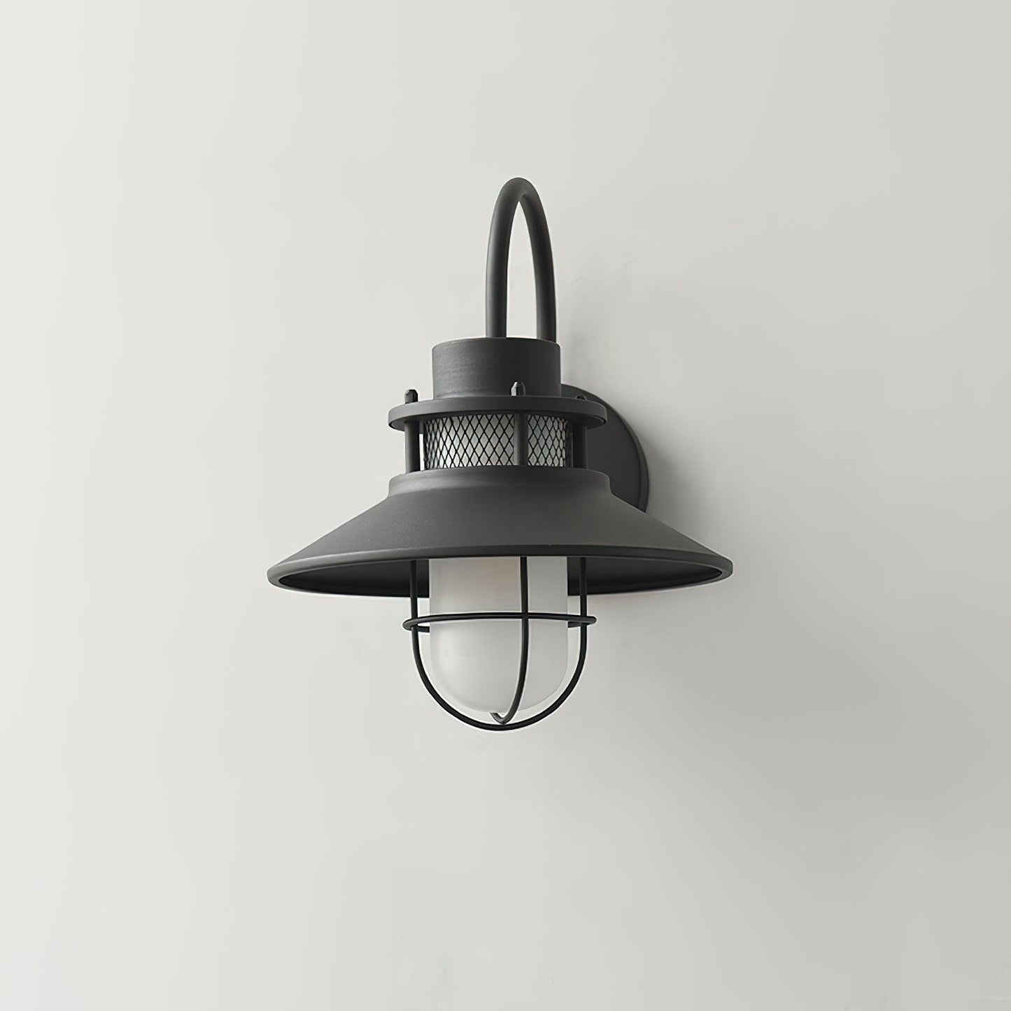 Outdoor Wall Lamp | Industrial Metal Fixture with IP44 Waterproof Rating