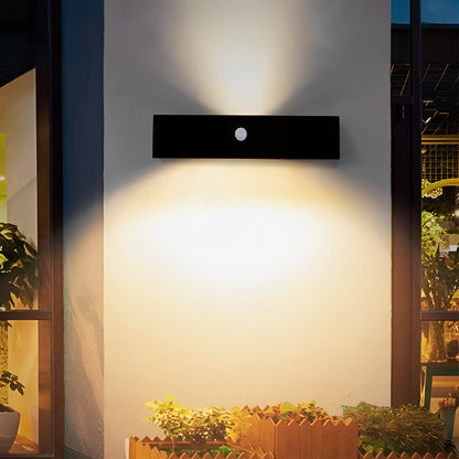 Motion Sensor Outdoor Wall Light | Black Aluminum | IP44 Waterproof | LED Solar Design