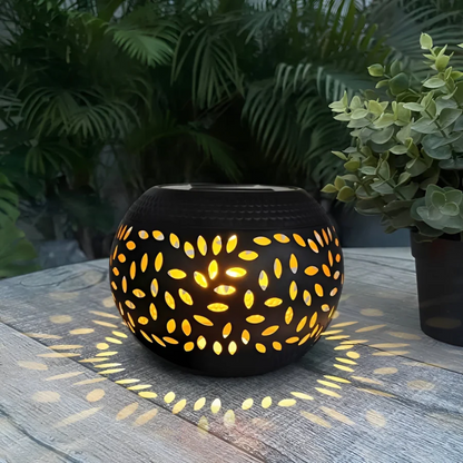 Solar Garden Light | Weather-Resistant Metal | Automatic Day/Night Sensor | IP65 Waterproof